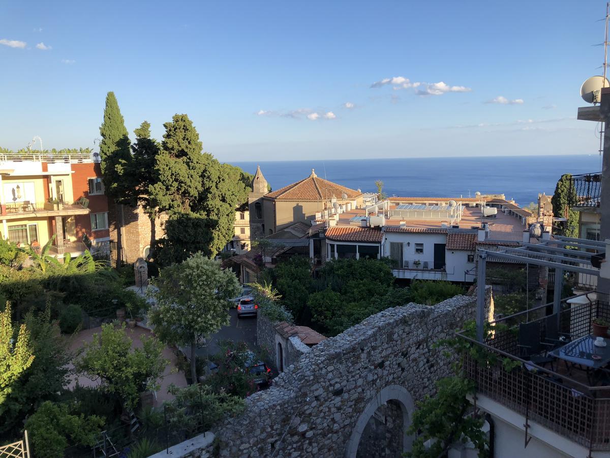 La Malandrina - Apartments & Suites Taormina Exteriér fotografie